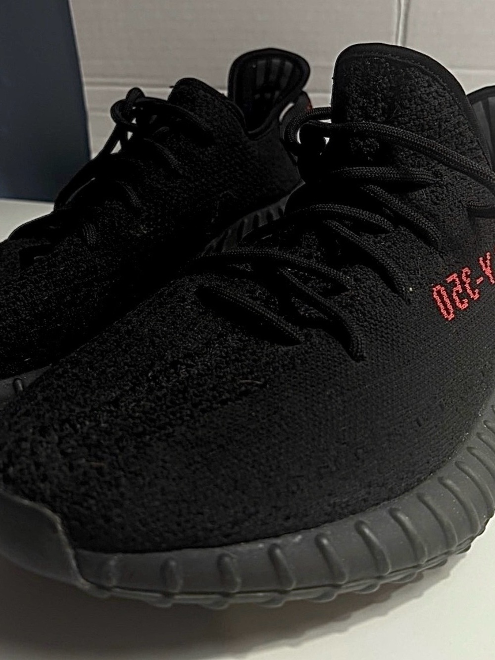 Adidas Yeezy Boost 350 V2 "Bred" (Core Black / Red)